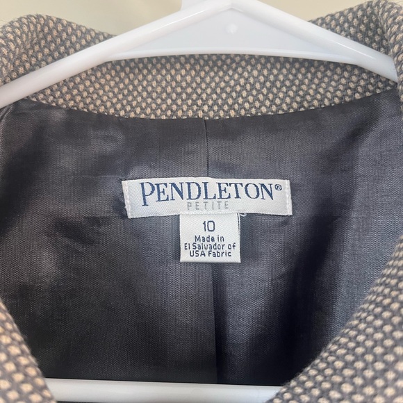 Pendleton Blazer - Picture 2 of 3
